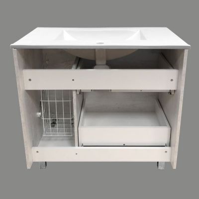 Комплект мебели Comforty Верона 90 дуб белый с бельевой корзиной (раковина Quadro 90) Комплект мебели Comforty Верона 90 дуб белый с бельевой корзиной (раковина Quadro 90)